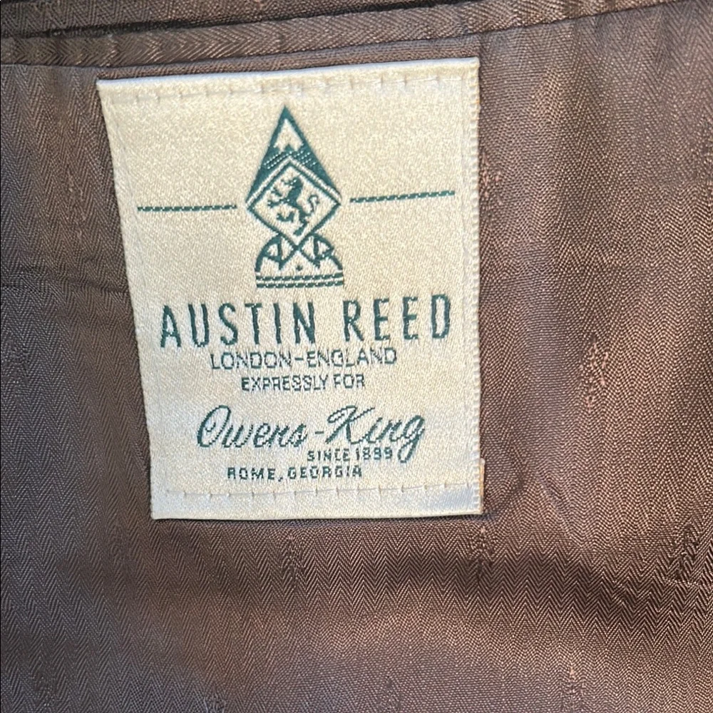 Austin Reed Brown Sport Coat Classic Fit. Size 42R.